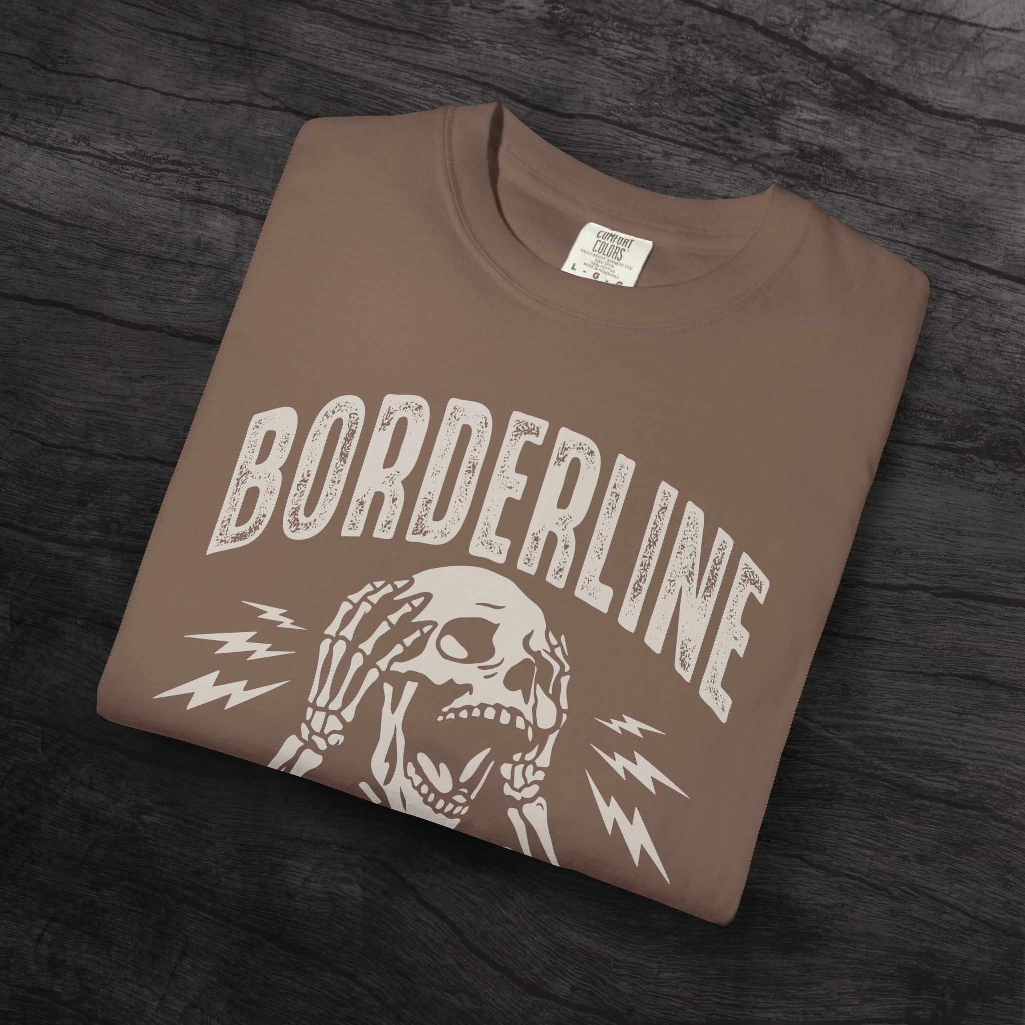 UNHINGED BORDERLINE TEE