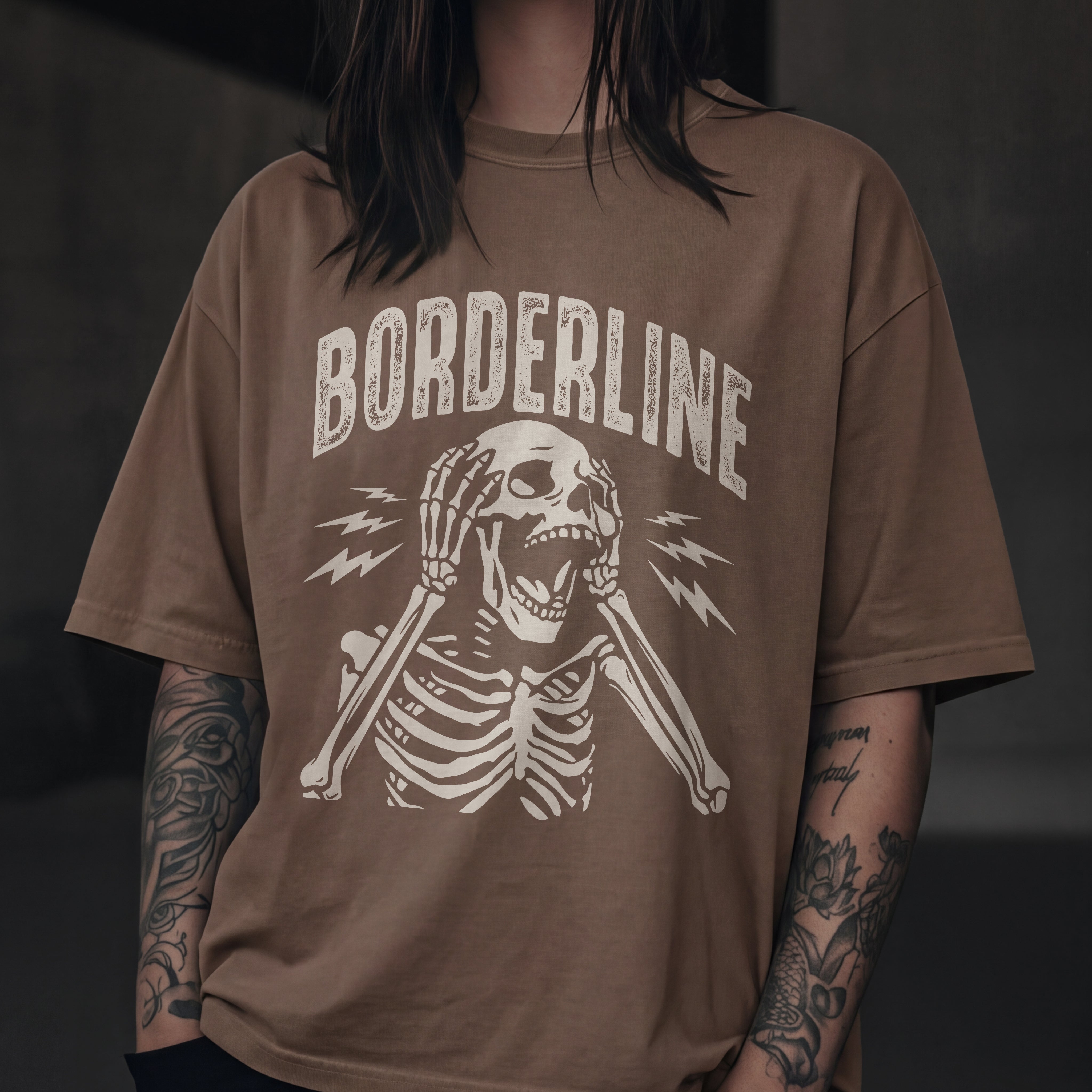UNHINGED BORDERLINE TEE